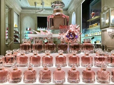 Fonds de commerce &agrave; vendre NICE (06) 107000 06000 Nice