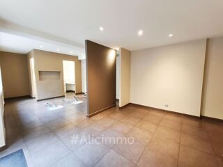  Immeuble à vendre 15 + pièces 300 m²