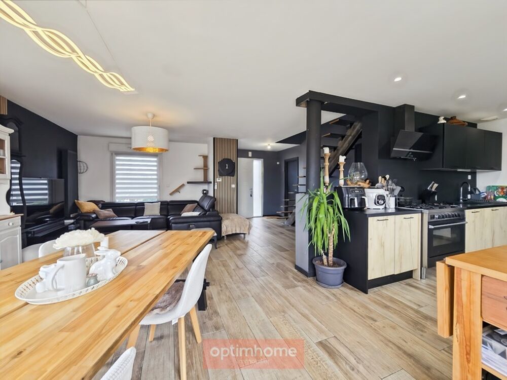 Maison 7 pièces 132 m² · à Agny · 132 m² · 330 000 €