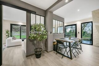  Villa � vendre 10 pi�ces 185 m�