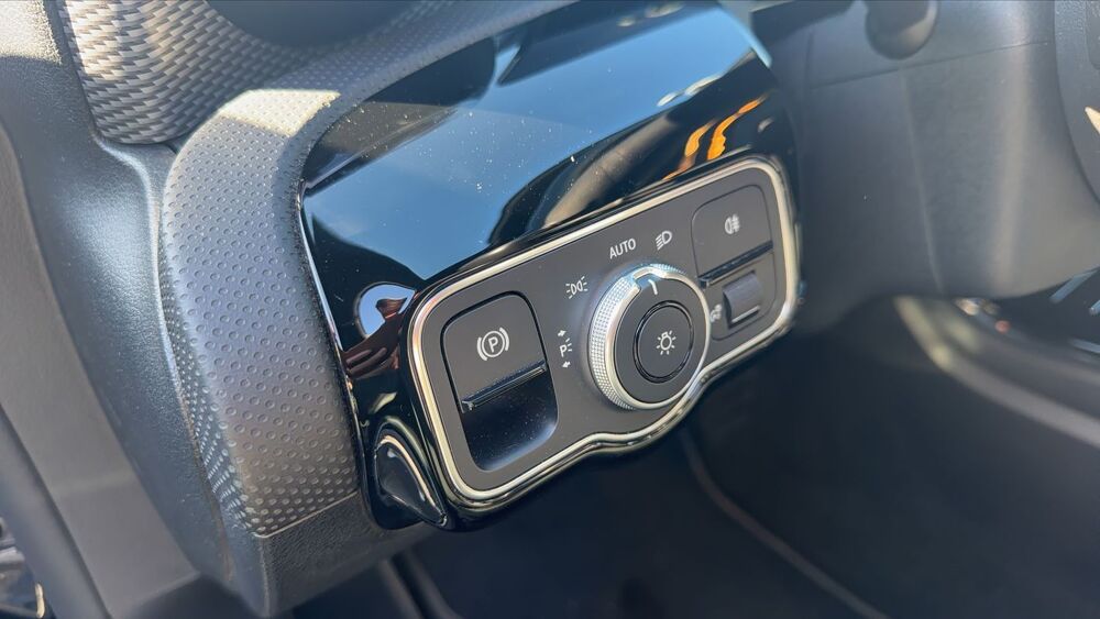 Classe A 180 136 7G-DCT AMG Line - Automatique 2021 occasion 37230 Fondettes