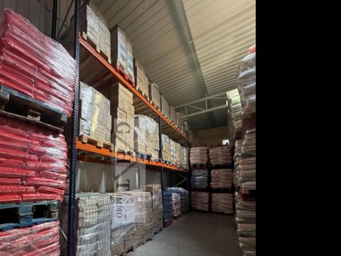   A vendre local d'activité 300m2 