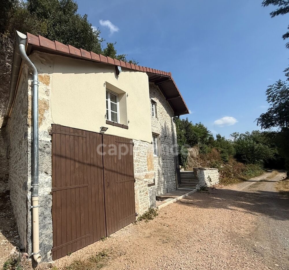 Vente Maison Berzé-la-Ville – Maison troglodyte avec grotte naturelle, charme brut et rénovation moderne Berze la ville