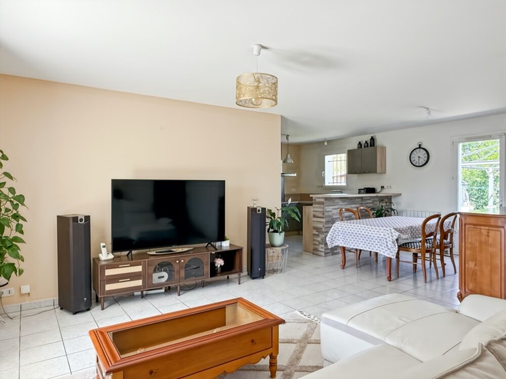 Maison 5 pièces de plain-pied - 94 m² - 4 chambres - Jardin et garage attenant - Bergerac rive droite