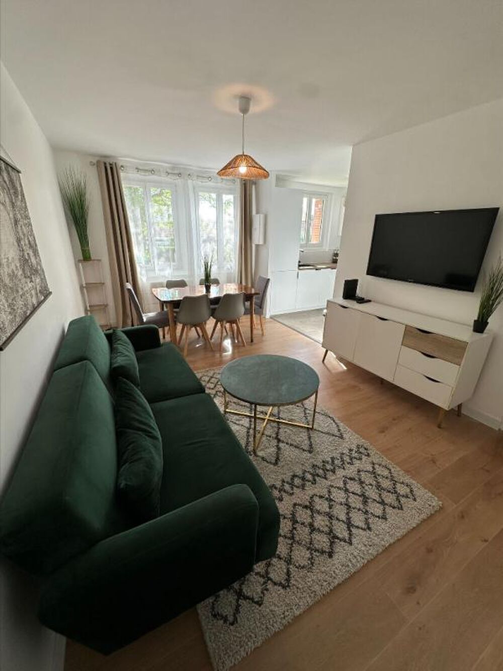 Vente Appartement 30.GARD.NIMES. Appartement traversant de 62 m² entièrement rénové Nimes