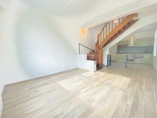  Immeuble à vendre 5 pièces 110 m²