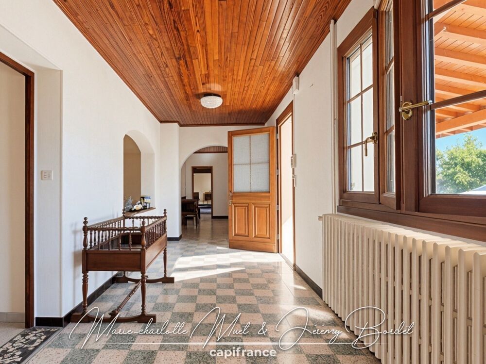 Vente Maison Maison 7 pièces + dépendances Bantanges
