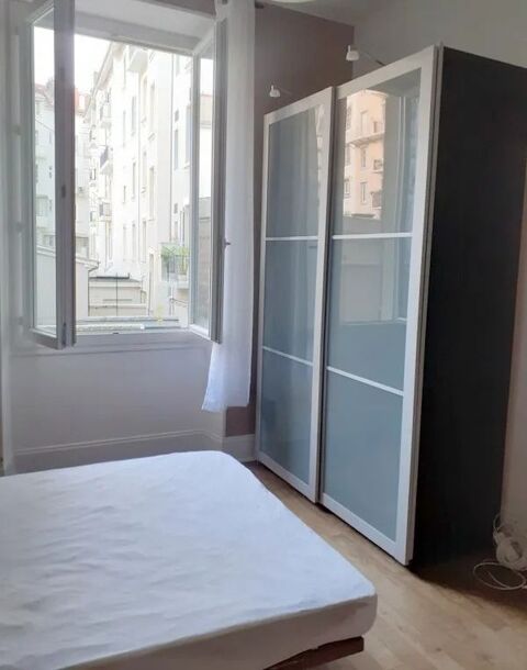  Appartement � louer 4 pi�ces 80 m�