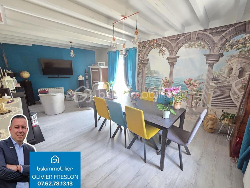 Magnifique Maison de village de 126m² avec double garage, piscine hors sol et dépendance à Germigny sur Loire