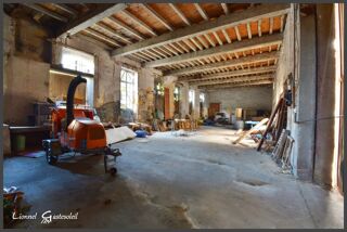  Immeuble � vendre 545 m�