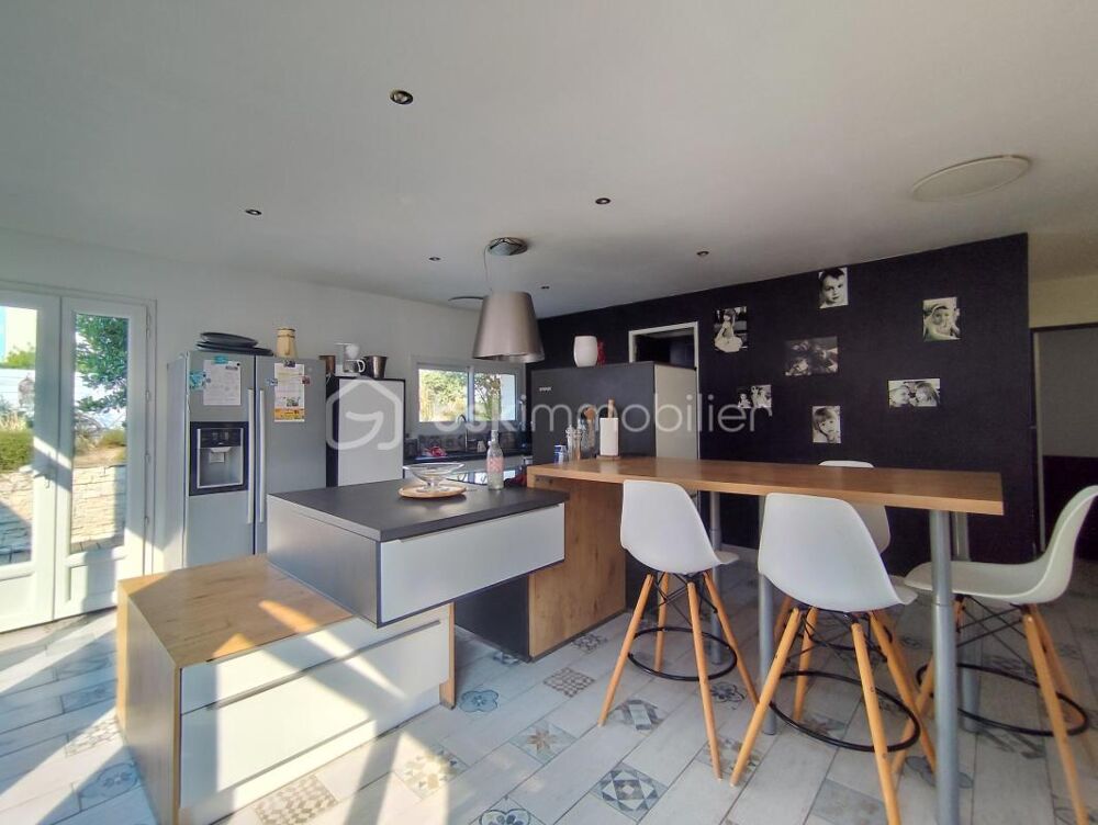 à vendre  Propriété/château Merville-Franceville-Plage (14810)