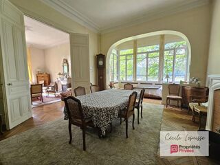  Maison à vendre 15 + pièces 451 m²