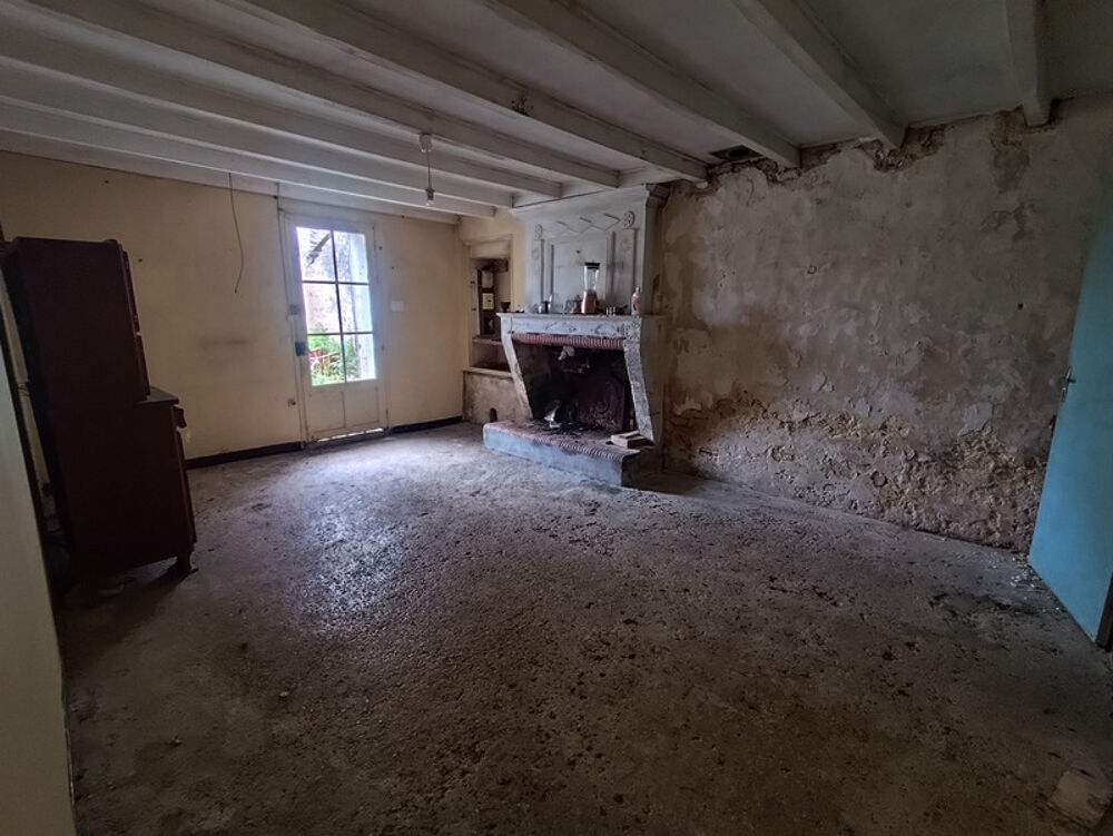 Maison à rénover entièrement  Fort potentiel  MIGRON