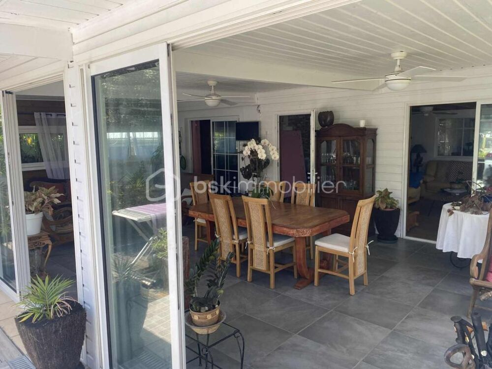 Vente Maison Maison de 121m2 avec dépendance de 19m2 sur un terrain de 1186m2 Saint joseph