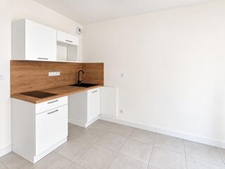  Appartement à louer 1 pièce 27 m²