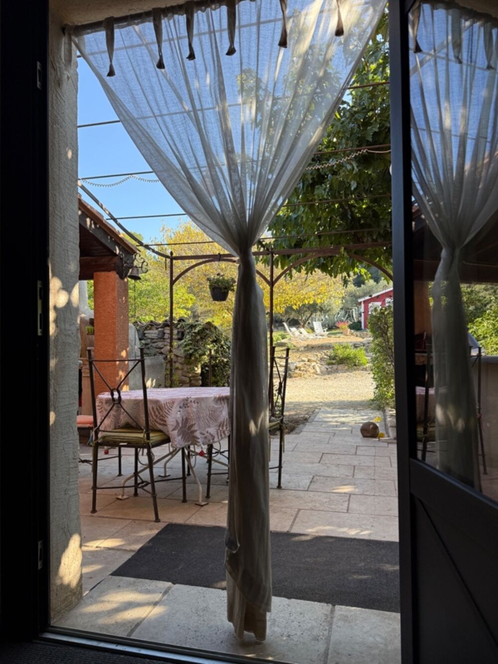 Villa de plain-pied 8 pièces 187m² à Cheval Blanc
