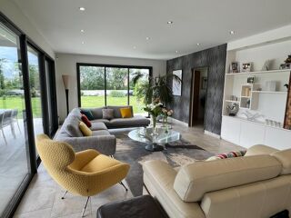  Maison  vendre 5 pices 186 m