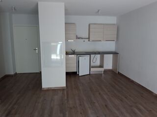  Appartement à louer 2 pièces 43 m²