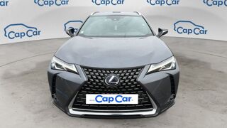 UX 2.0 VVT-i 184 Hybrid 4WD e-CVT Pack Confort Business 2022 occasion 95260 Beaumont Sur Oise