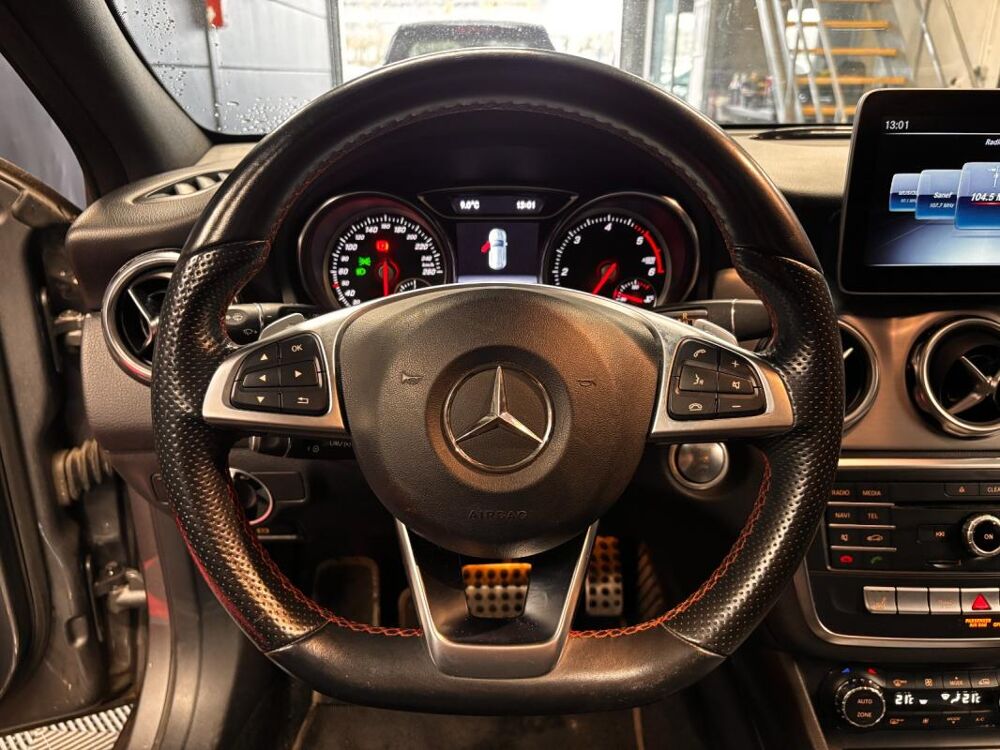 Classe GLA 200 d 7-G DCT Fascination PACK AMG 2018 occasion 78200 Mantes La Jolie