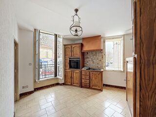  Immeuble � vendre 10 pi�ces 240 m�