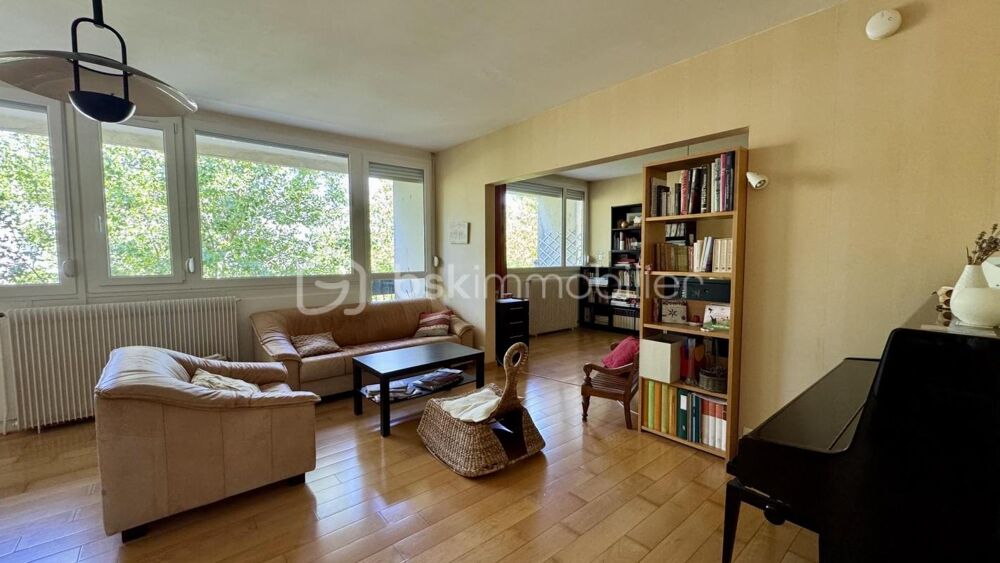 Bel appartement familial T5 de 113 m² dans un cadre privilégié à Rennes