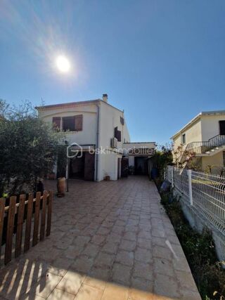  Villa  vendre 4 pices 83 m