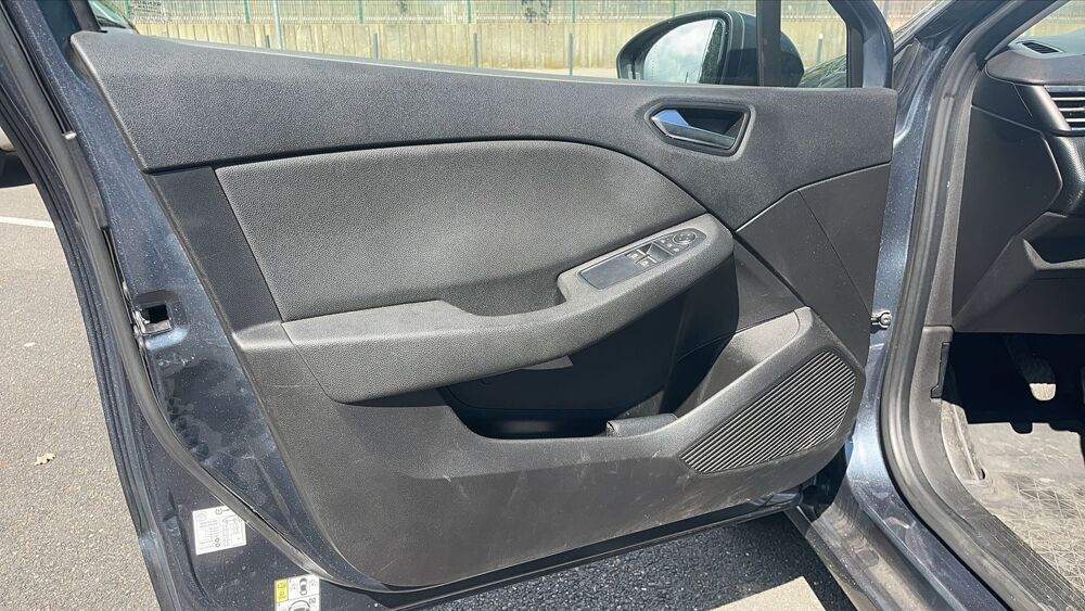 Clio 1.5 Blue dCi 85 Business 2020 occasion 45000 Orleans