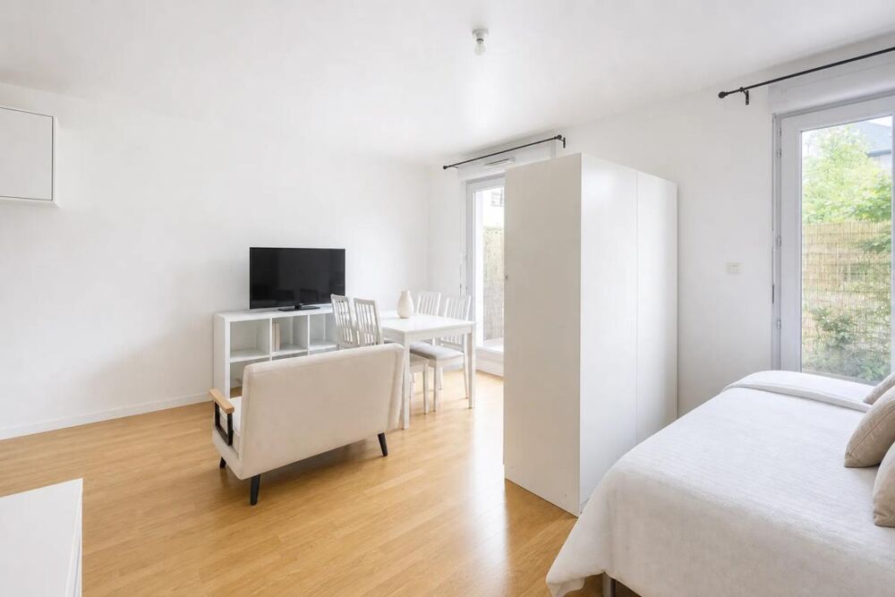 Studio lumineux avec terrasse à Carrières-sous-Poissy