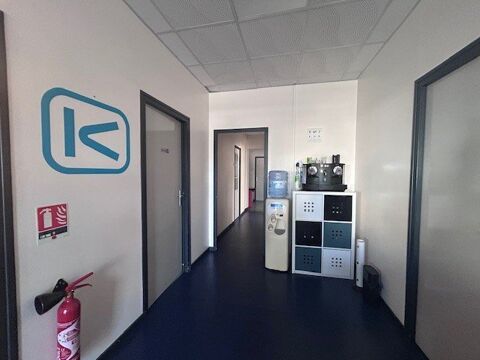 BUREAU - 227 m² - 2 716,17  HC et HT - CHÂTENOY-LE-ROYAL 2732 71880 Chatenoy le royal