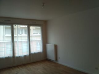  Appartement à louer 3 pièces 62 m²