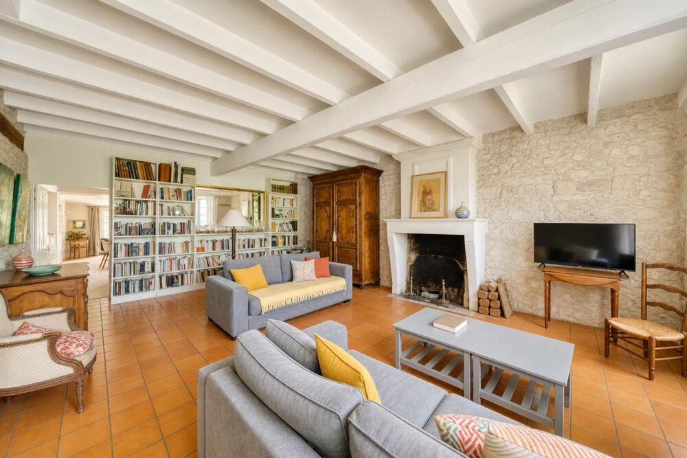 Maison de 8 pièces de 270 m² à Sainte-Gemme