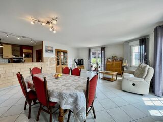  Maison  vendre 6 pices 133 m