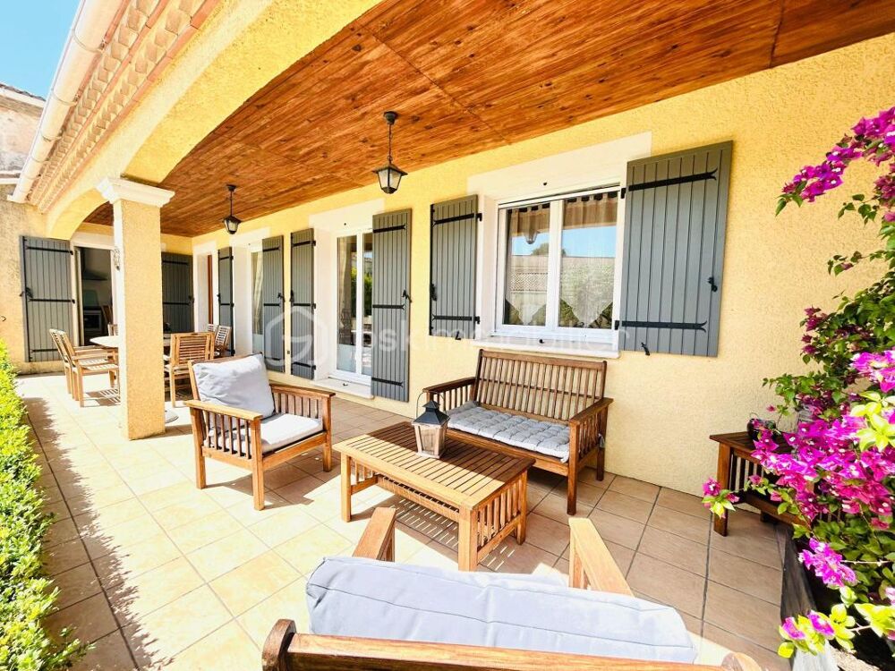 Maison familiale 5 chambres avec piscine et spacieuse grange en pierre