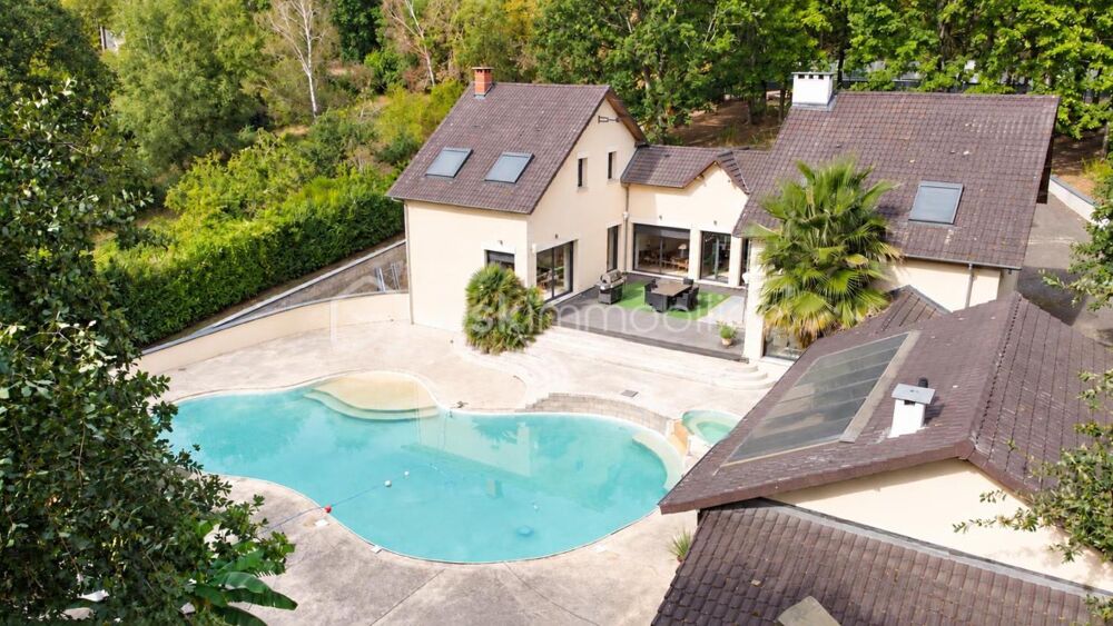 à vendre  Propriété/château Marcoussis (91460)