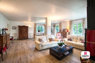  Maison à vendre 8 pièces 232 m²
