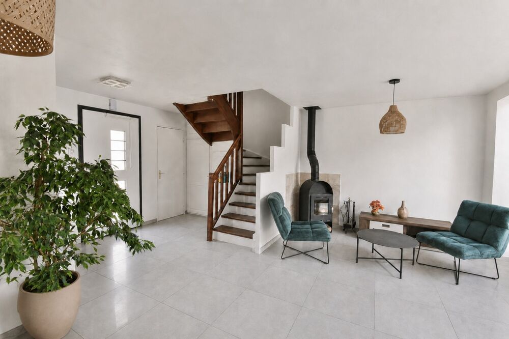 Maison familiale moderne - 6 pièces- 4 chambres dont une de plain pied + dépendance 15m² à Villemoisson-sur-Orge (91)