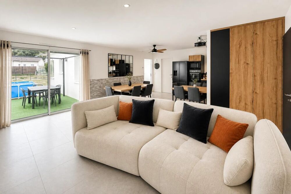 Vente Maison Maison de 5 pièces de 109 m² à Saint-Julien-l'Ars Saint julien l ars