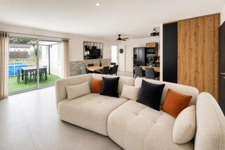 Vente Maison Maison de 5 pièces de 109 m² à Saint-Julien-l'Ars Saint julien l ars