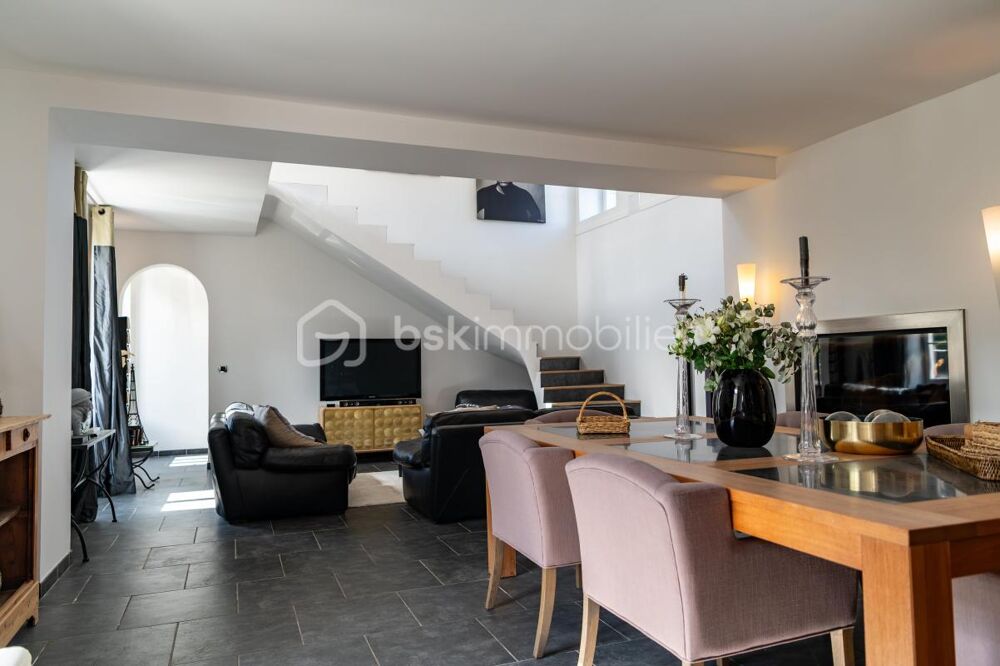 Maison bourgeoise de caractère de 252 m²