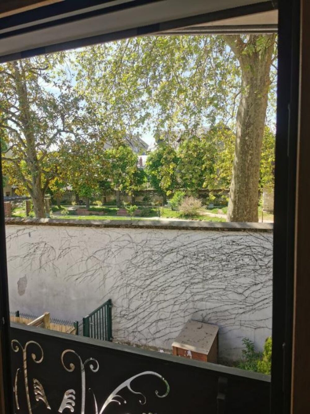 Maison à vendre 3 pièces rue victor hugo AVEC PARKING EN SOUS-SOL TOURS (37)porte ouverte samedi et dimanche a 10 minutes de