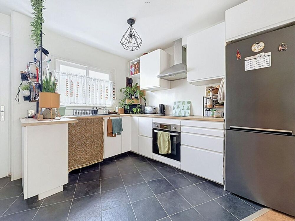 Vente Maison Charmante maison, 4 pièces , 3chambres , terrasse et jardin Villejuif