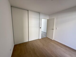  Appartement à louer 4 pièces 88 m²