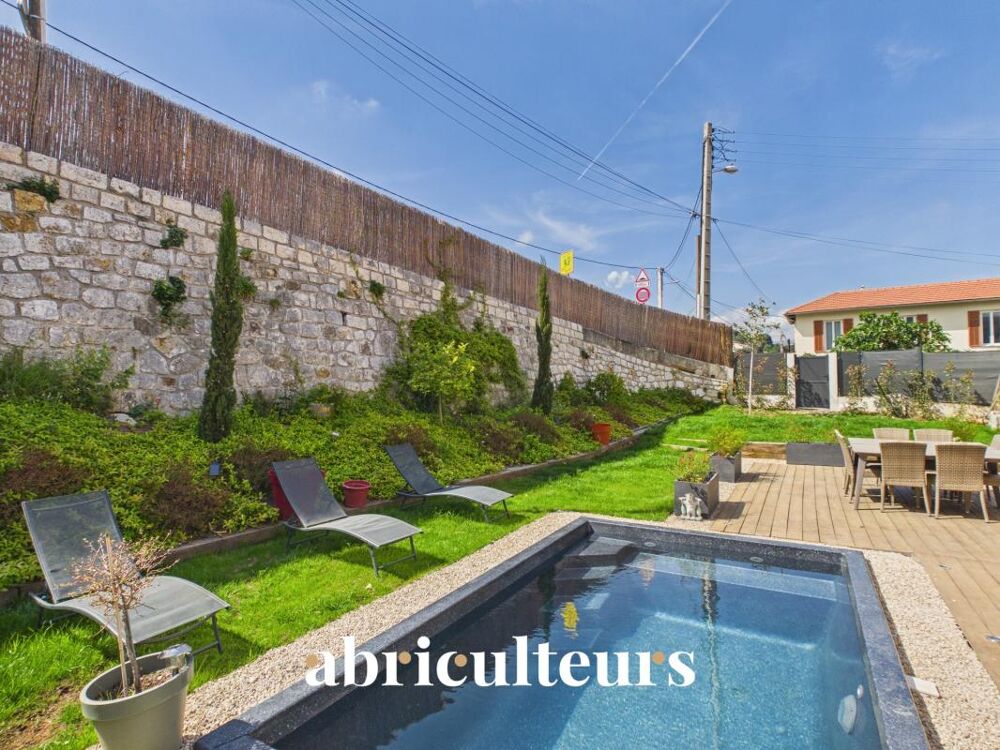 Vente Maison Maison familiale contemporaine – 120 m² – DPE A – 3 chambres – Jardin 300 m² – Mini-piscine éco – Centre Saint-Laurent-du-Var Saint laurent du var