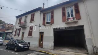  Immeuble à vendre 15 + pièces 294 m²