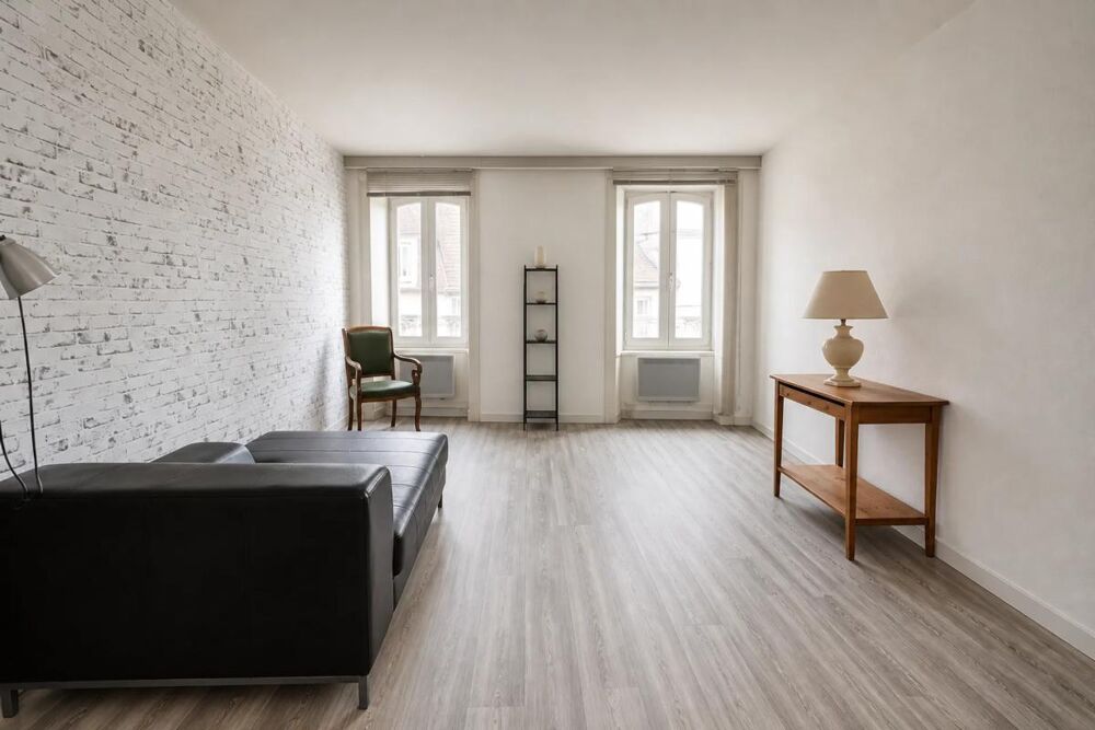 Appartement de 5 pièces de 110 m² à Lons-le-Saunier