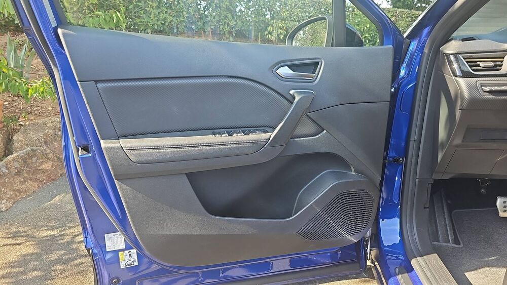 Captur 1.6 E-Tech Full Hybrid 160 BVA6 Engineered - Automatique 2024 occasion 85500 Les Herbiers