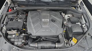 Grand Cherokee 3.0 CRD 250 V6 Serie Limitee Night Eagle - Automatique 2018 occasion 83000 Toulon