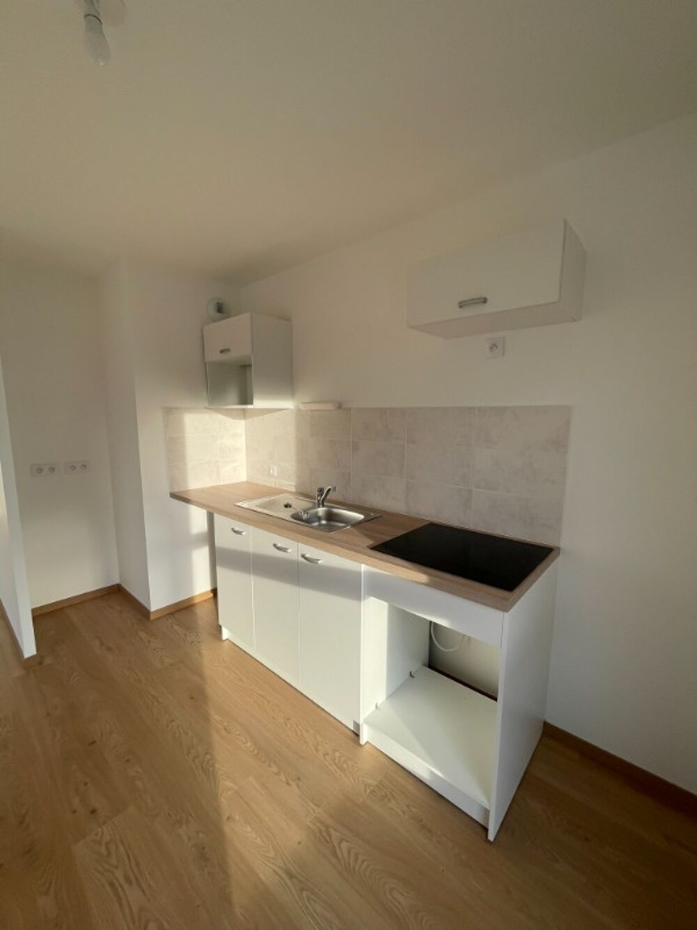 Location Appartement T3 avec terrasse et parking à AMIENS Amiens