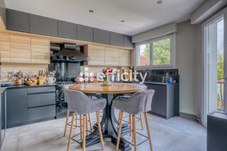  Maison � vendre 8 pi�ces 232 m�
